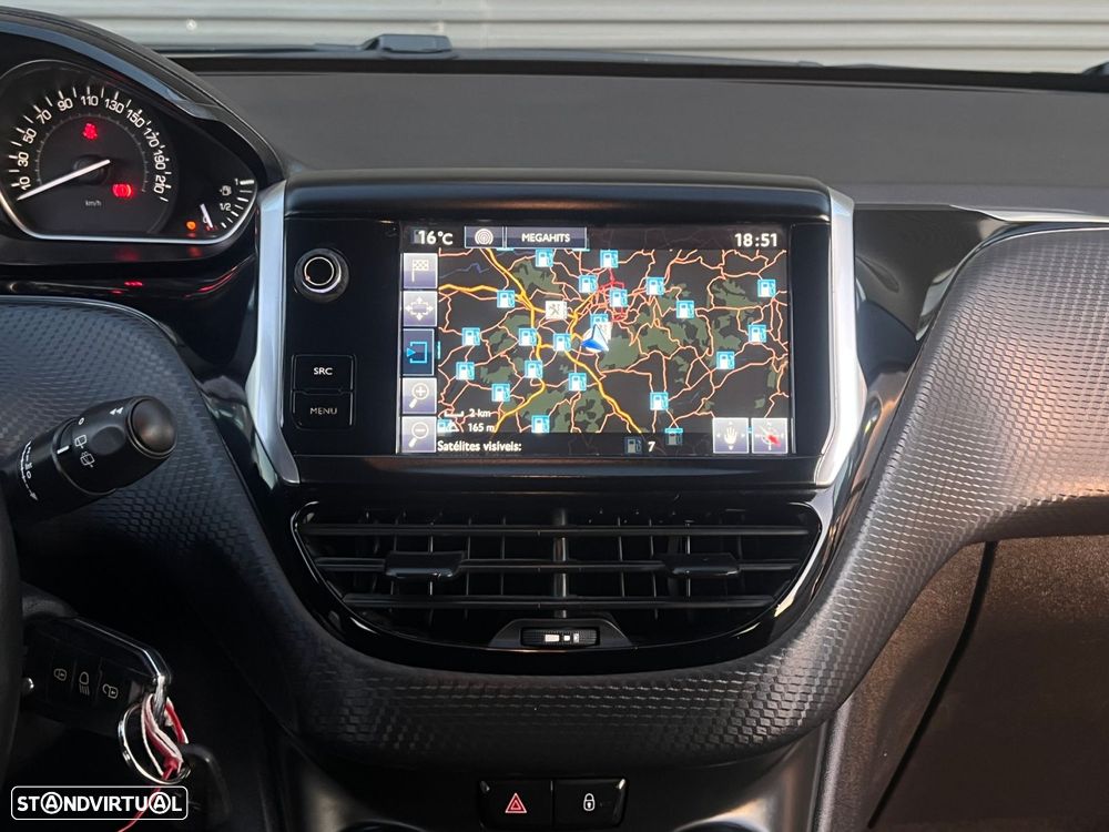 Peugeot 208 1.2 PureTech Allure - 14