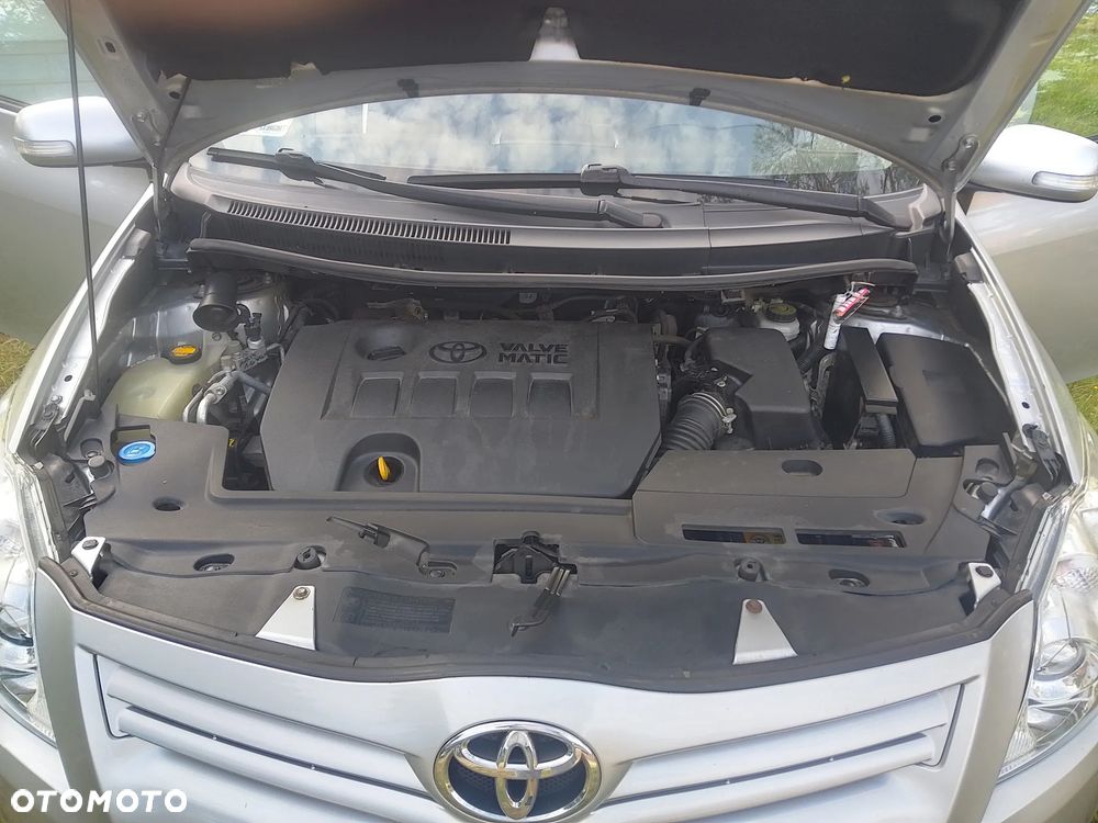 Toyota Auris 1.6 Premium - 9