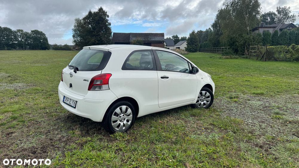Toyota Yaris - 5
