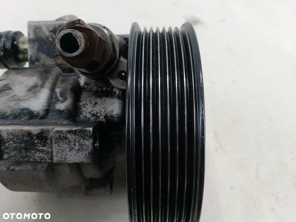 POMPA WSPOMAGANIA RENAULT TRAFIC II 8200357347 2.0 DCI - 2
