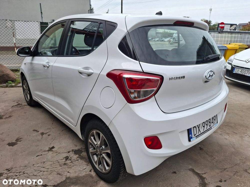 Hyundai i10 1.0 Intro Edition - 10