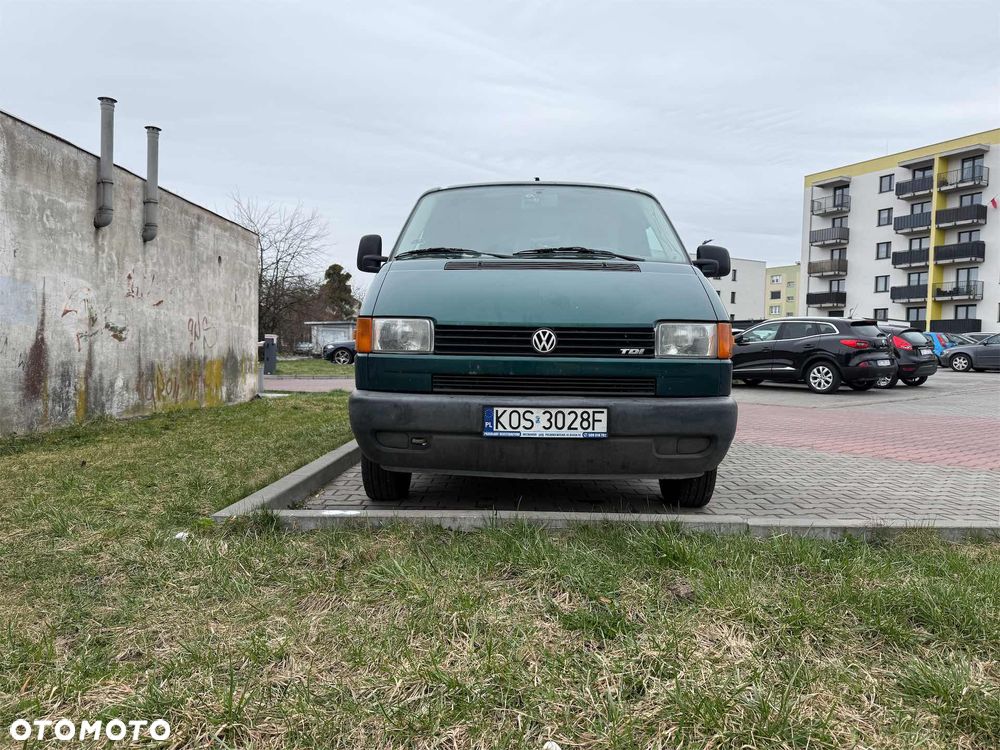 Volkswagen Transporter - 2