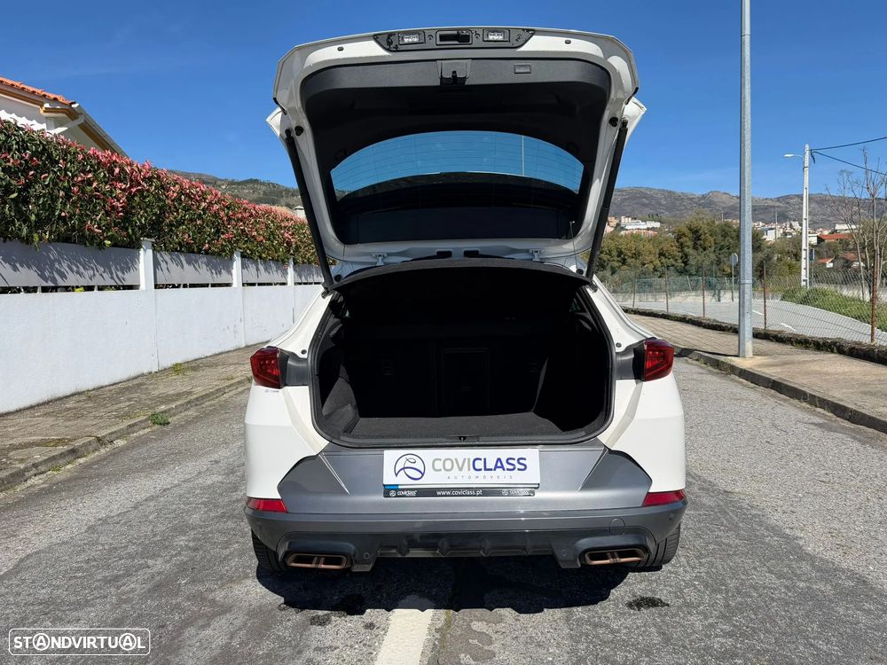 Cupra Formentor VZ 1.4 e-Hybrid DSG - 9
