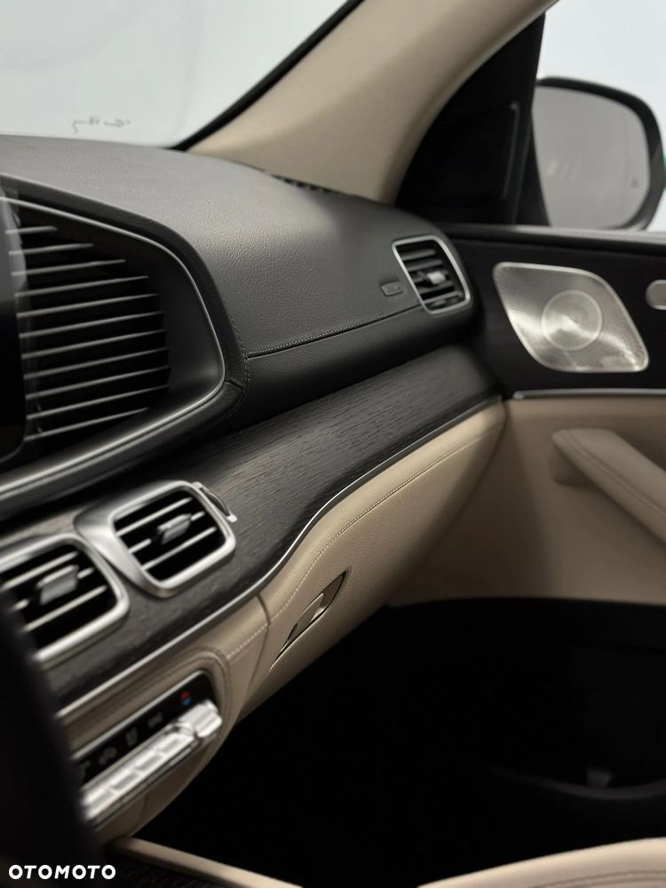 Mercedes-Benz GLE 300 d 4-Matic - 12