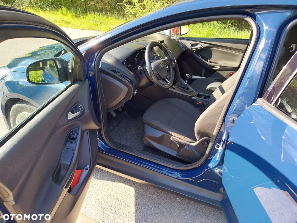 Ford Focus - 16