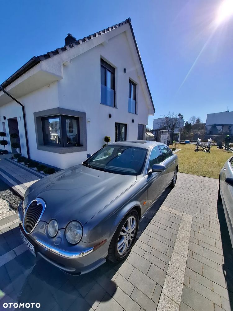 Jaguar S-Type 4.2 V8 - 3