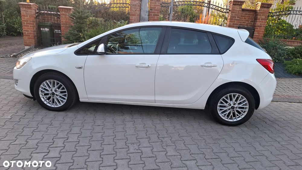 Opel Astra - 4
