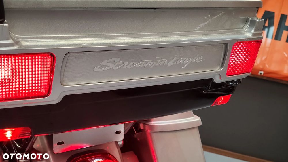 Harley-Davidson Touring Ultra Limited - 14