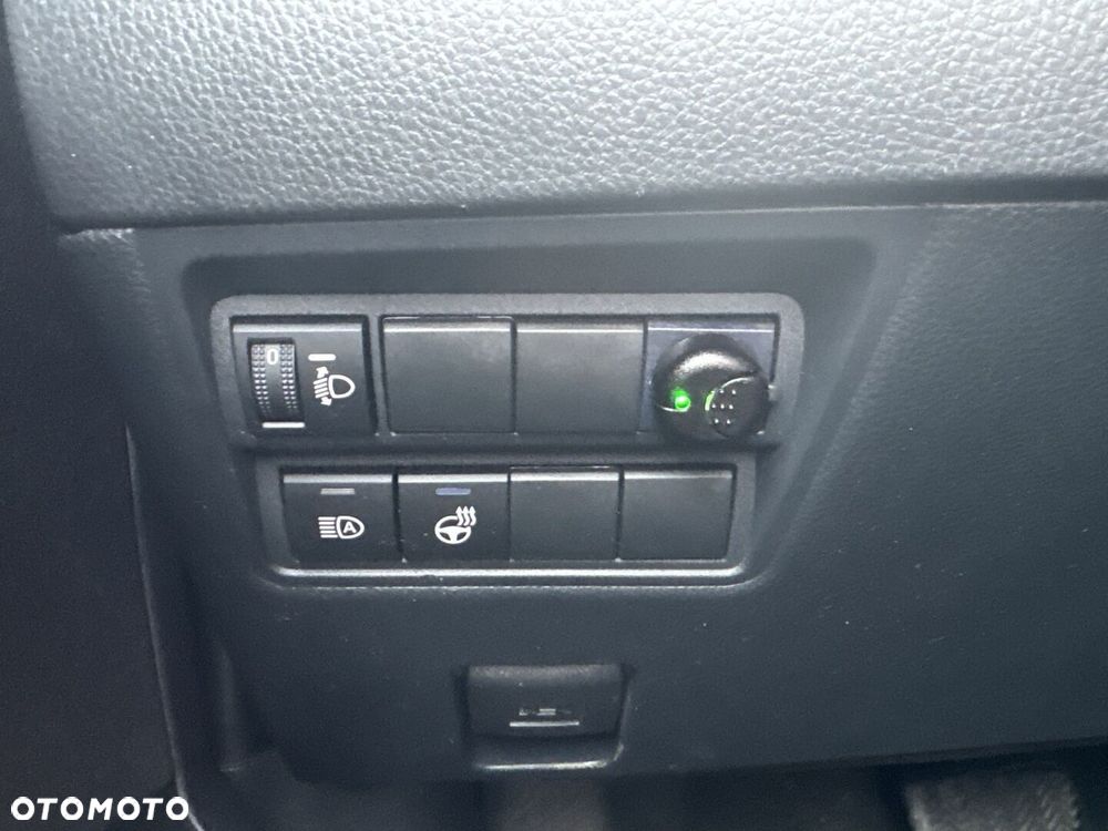 Toyota Yaris Hybrid 1.5 Style - 24