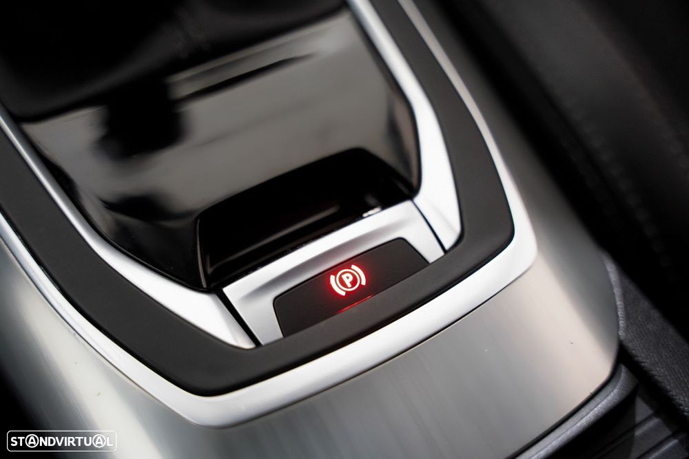 Peugeot 308 SW 1.2 PureTech Allure - 8