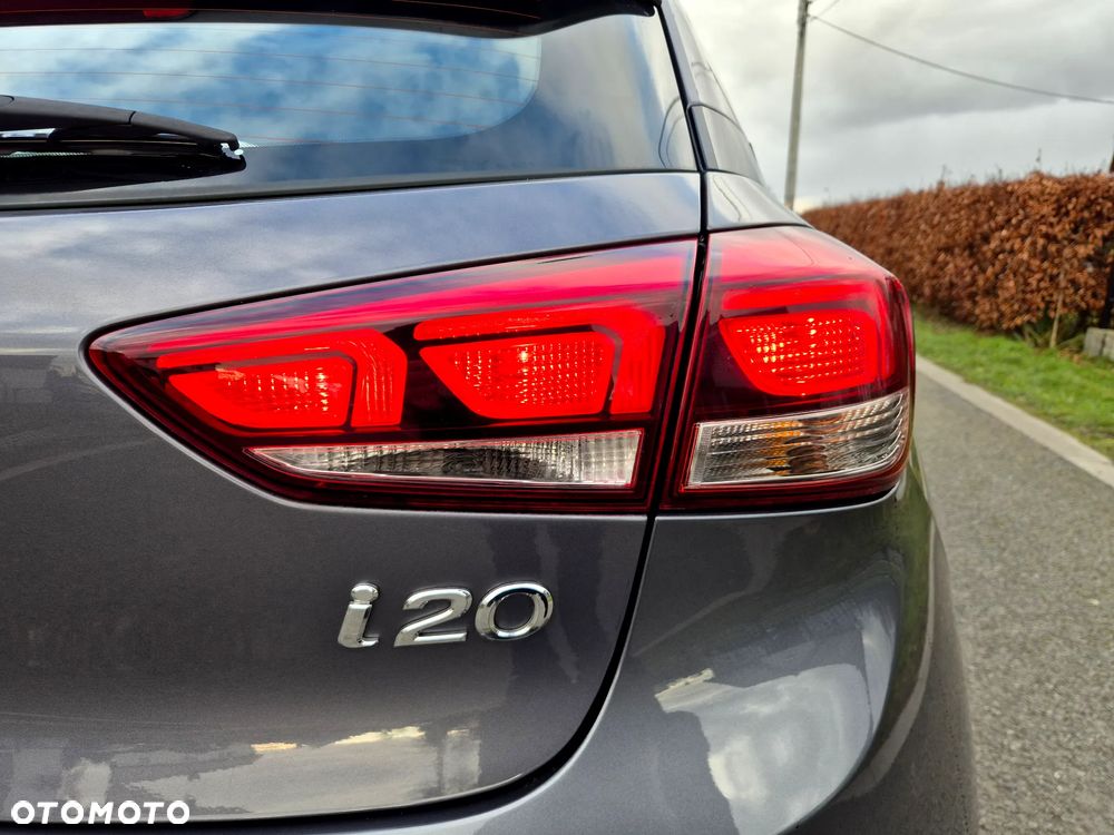 Hyundai i20 1.2 Intro Edition - 19