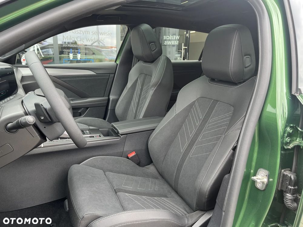 Opel Astra 1.2 T mHEV Ultimate eDTC - 12
