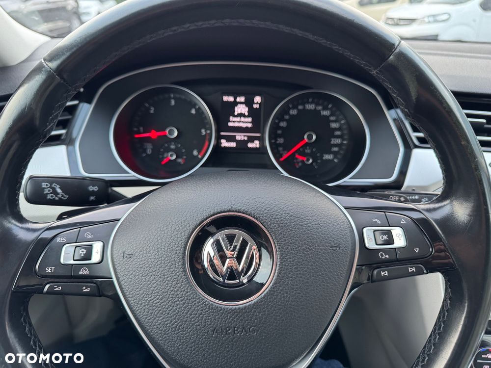 Volkswagen Passat 2.0 TDI BMT SCR Comfortline DSG7 - 16