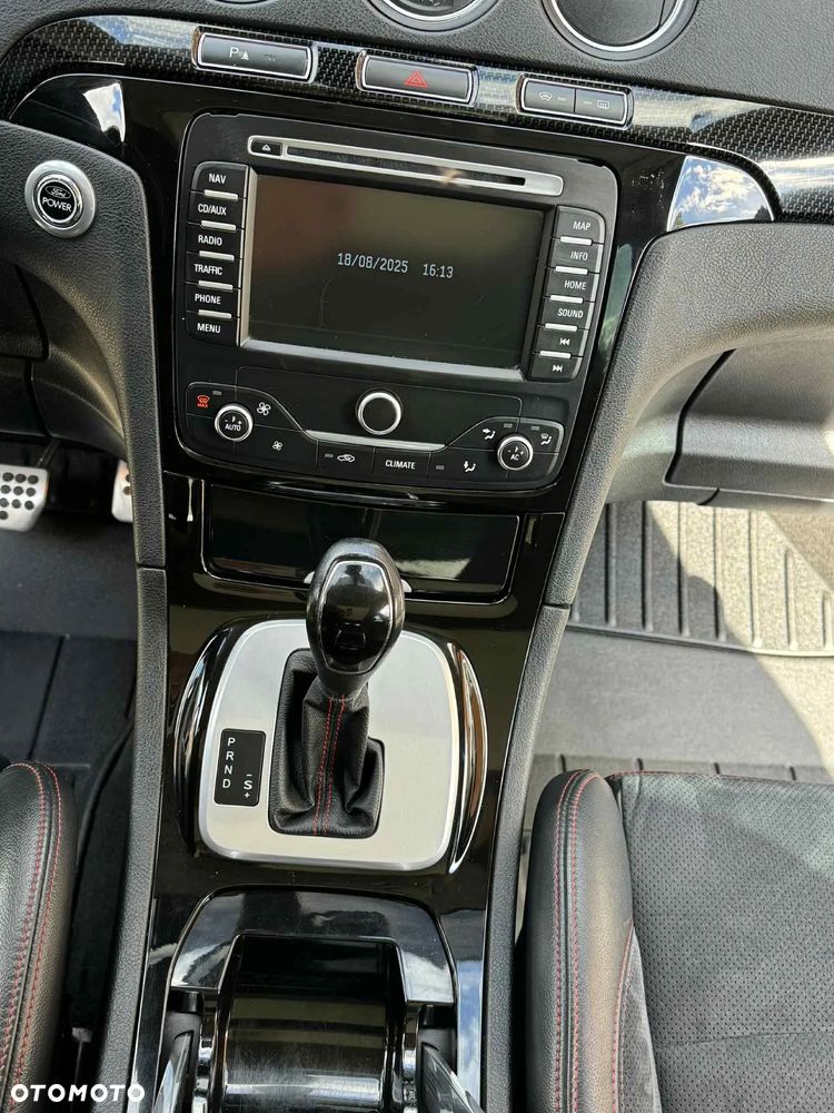 Ford S-Max 2.2 TDCi DPF Titanium - 12