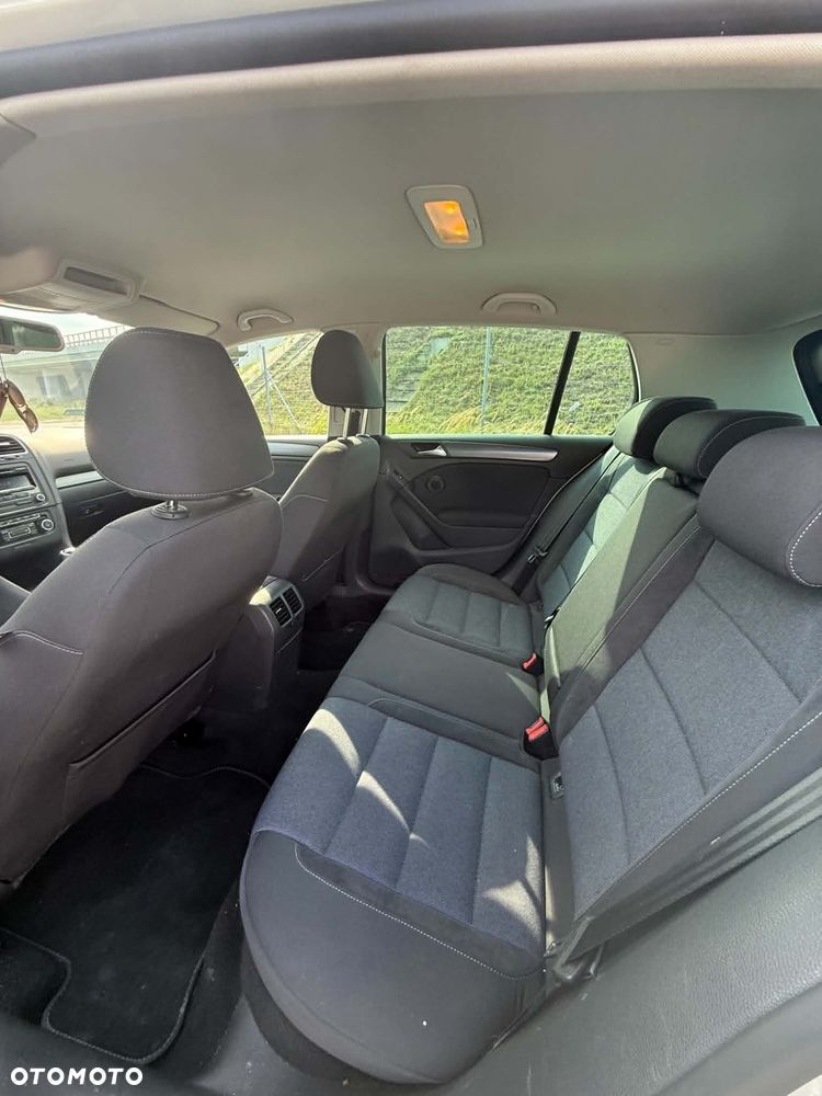Volkswagen Golf - 9