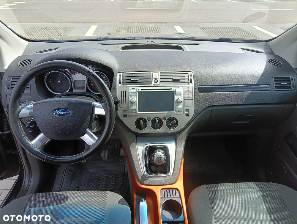 Ford Kuga 2.0 TDCi Titanium - 6