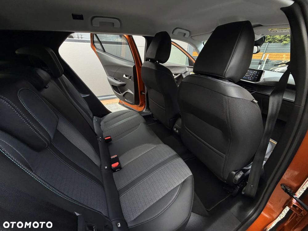 Peugeot 2008 1.2 PureTech Allure Pack S&S EAT8 - 18