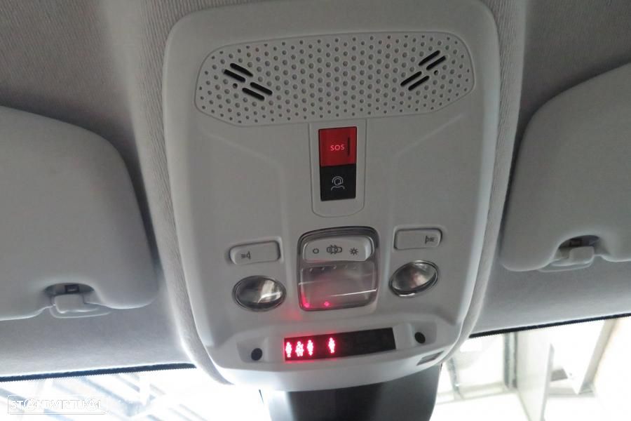 Peugeot e-208 50 kWh SE Style - 13