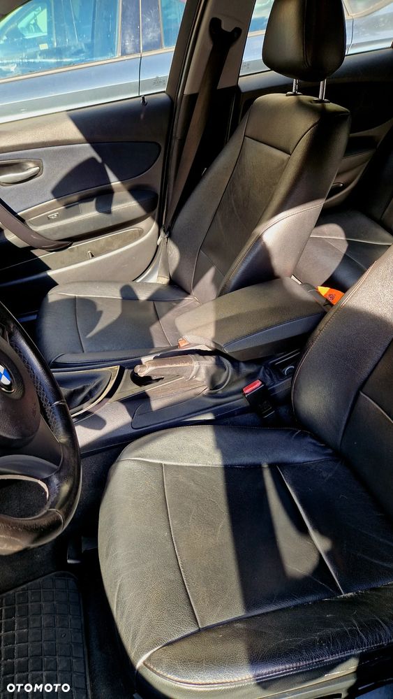 BMW Seria 1 116i - 6