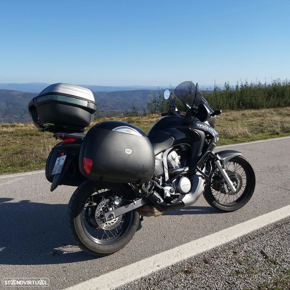 Honda Transalp XL700 VA - 11