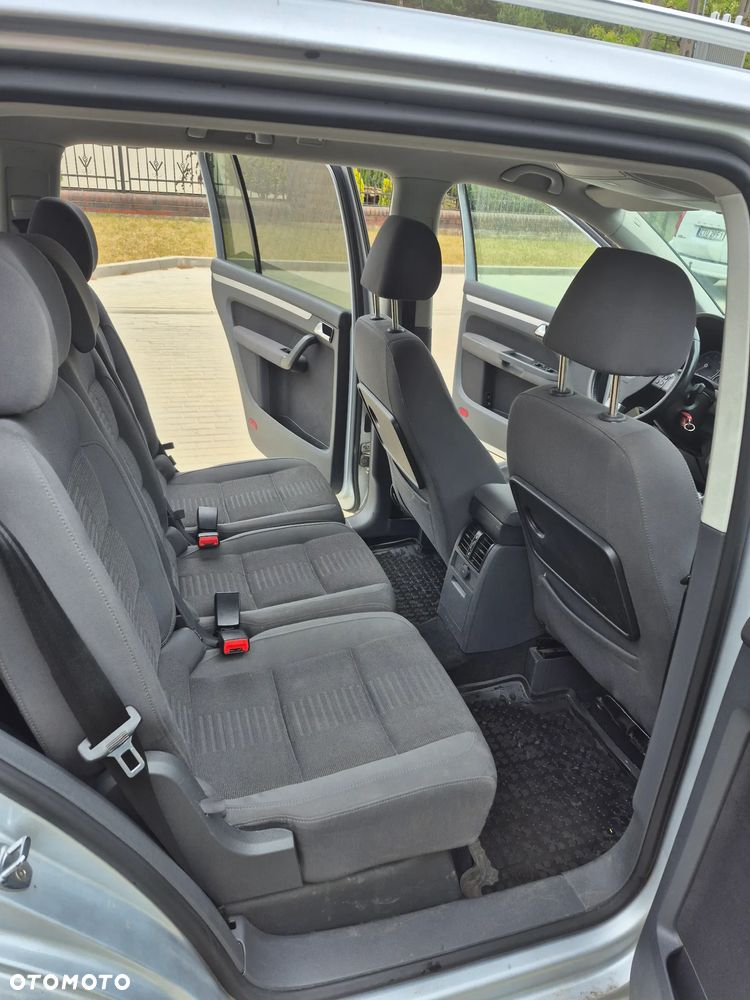 Volkswagen Touran 1.9 TDI - 17