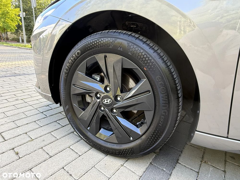 Hyundai Elantra 1.6 Smart CVT - 13