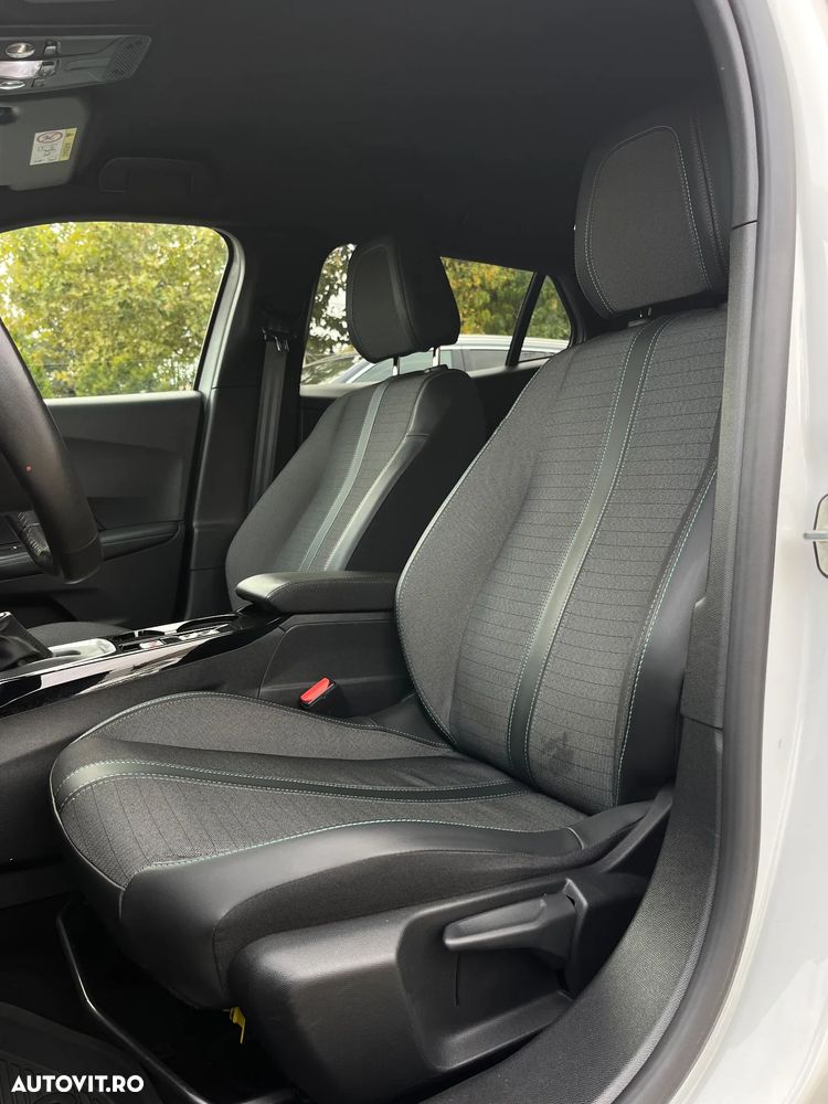 Peugeot 2008 1.2 L PureTech STT Allure - 6