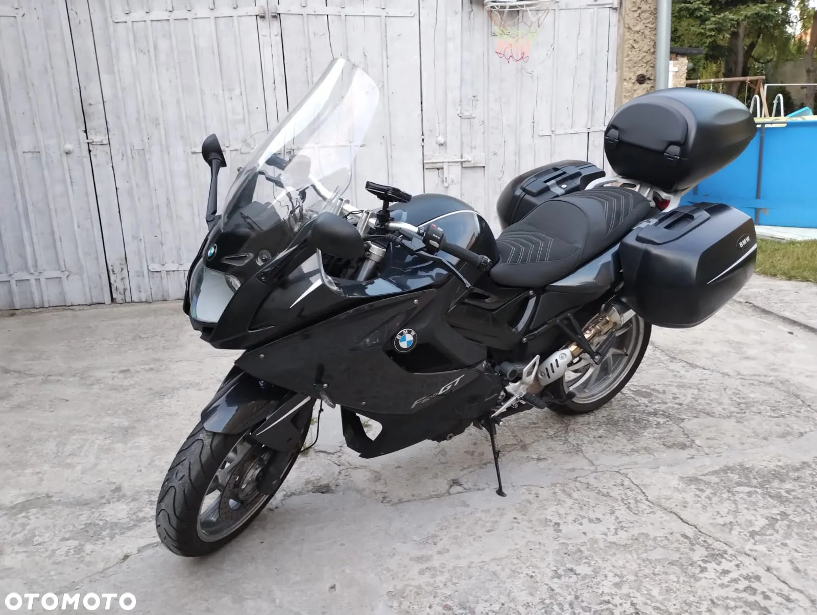 BMW F - 2