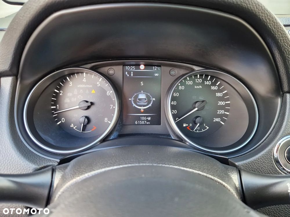 Nissan Qashqai 1.6 DIG-T Tekna+ - 28