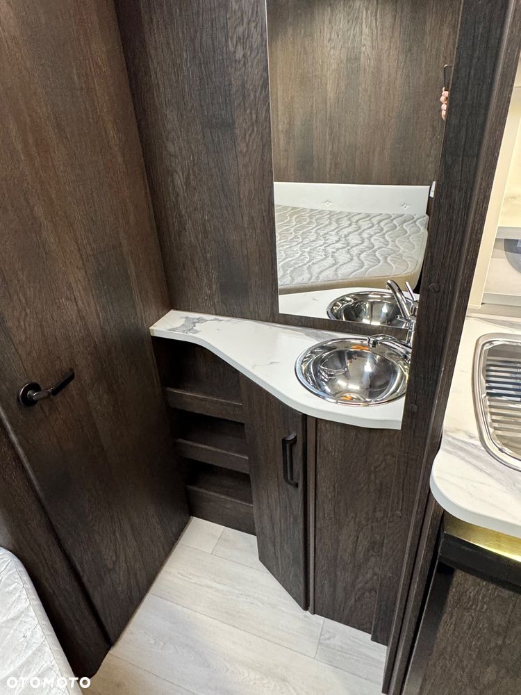 Rubis VIP 420 - 24