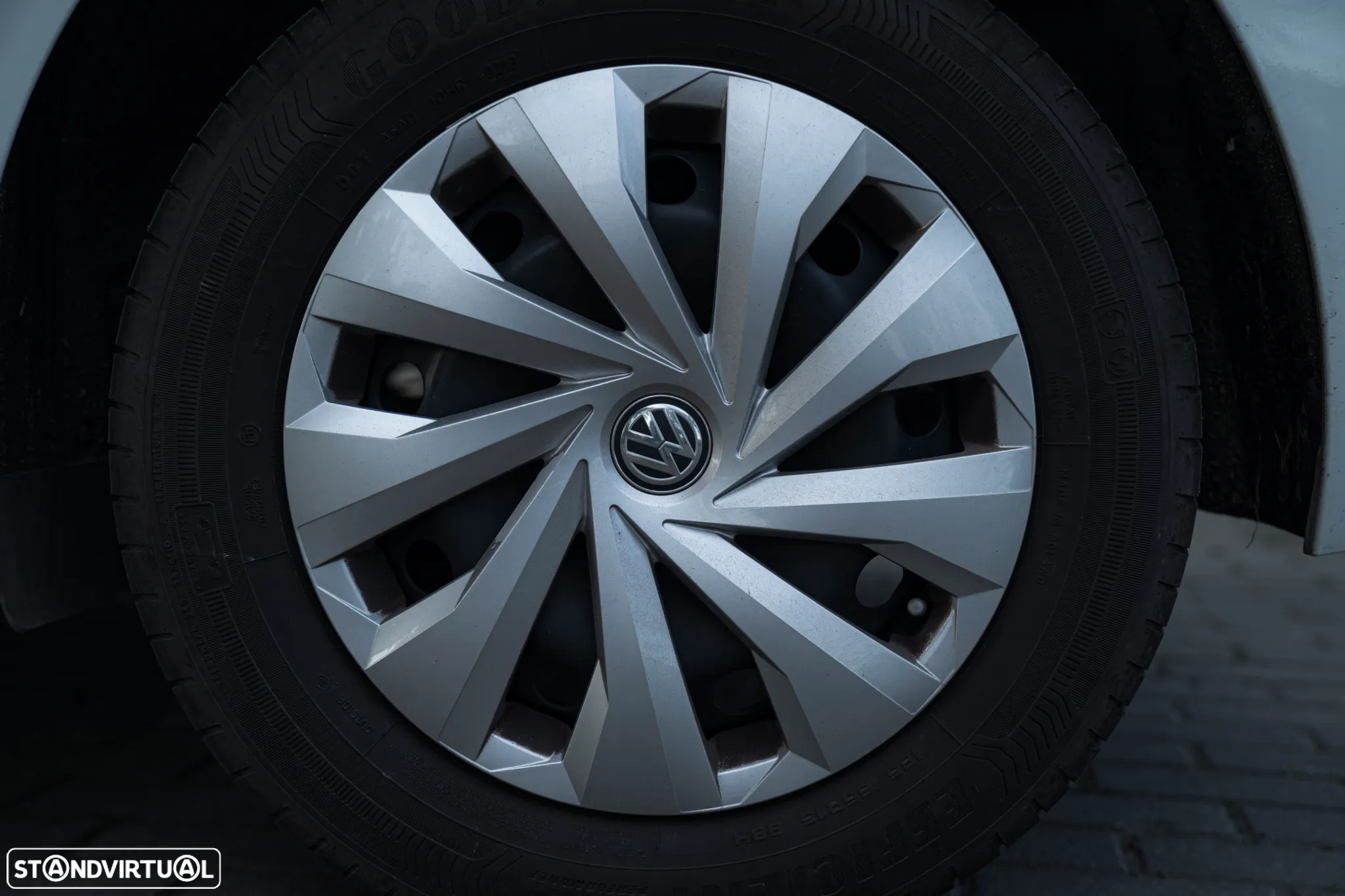 VW Polo 1.6 TDI Confortline - 9