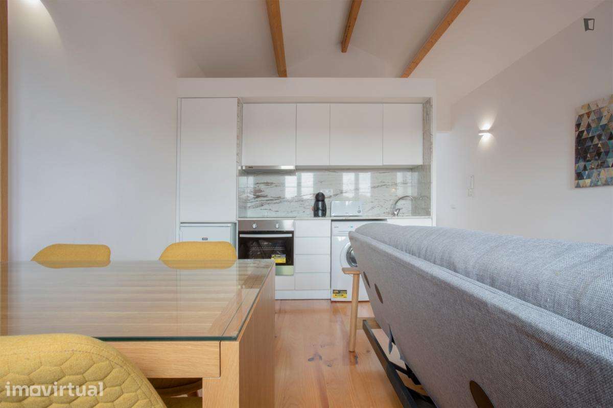 Apartamento com 1 quartos - localizado em Cedofeita Porto - Grande imagem: 4/24