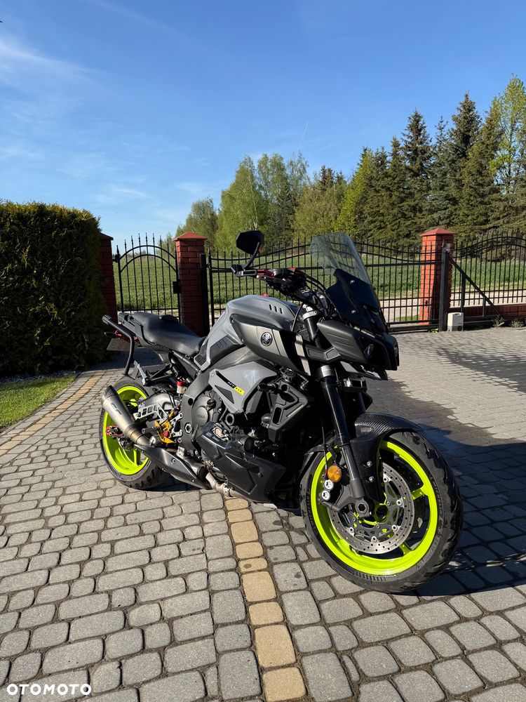 Yamaha MT - 2