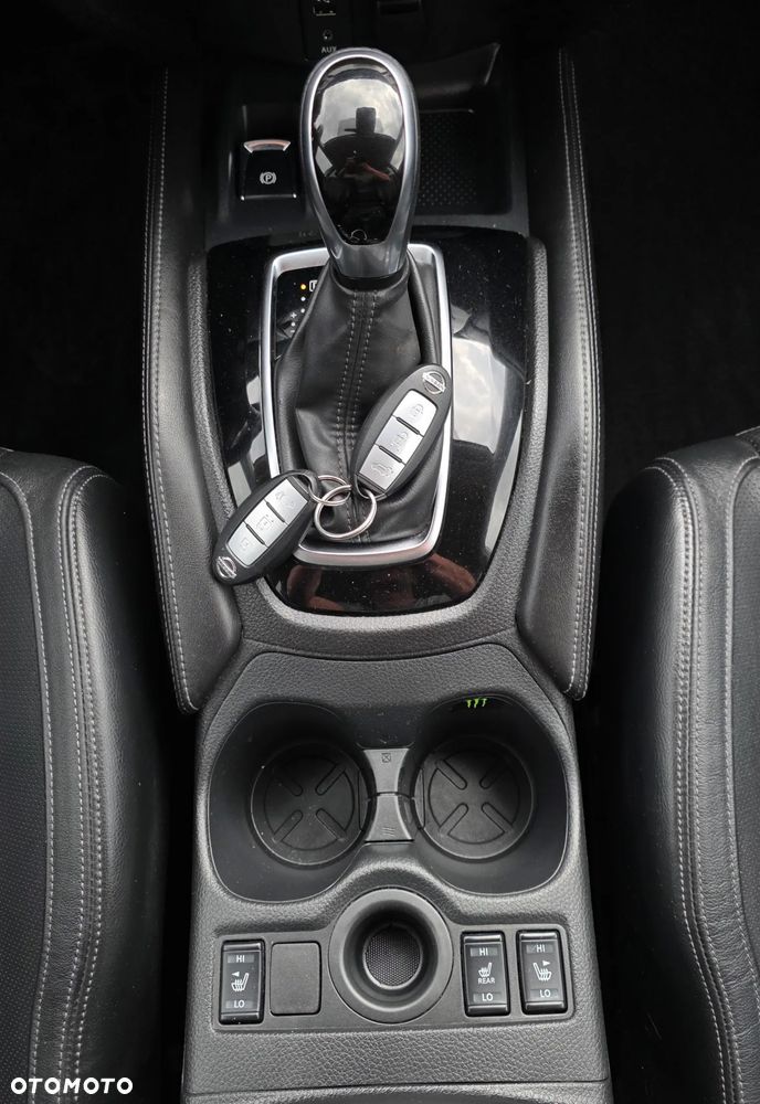 Nissan X-Trail 1.7 dCi Tekna 2WD Xtronic 7os - 23