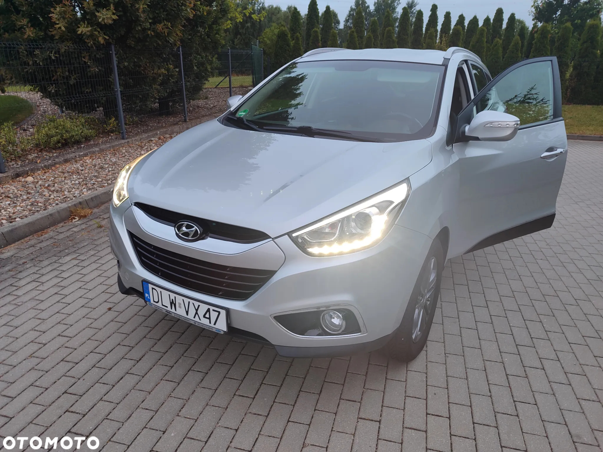Hyundai ix35 1.7 CRDi 2WD blue Finale Silver - 8