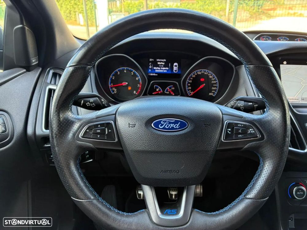 Ford Focus - 13
