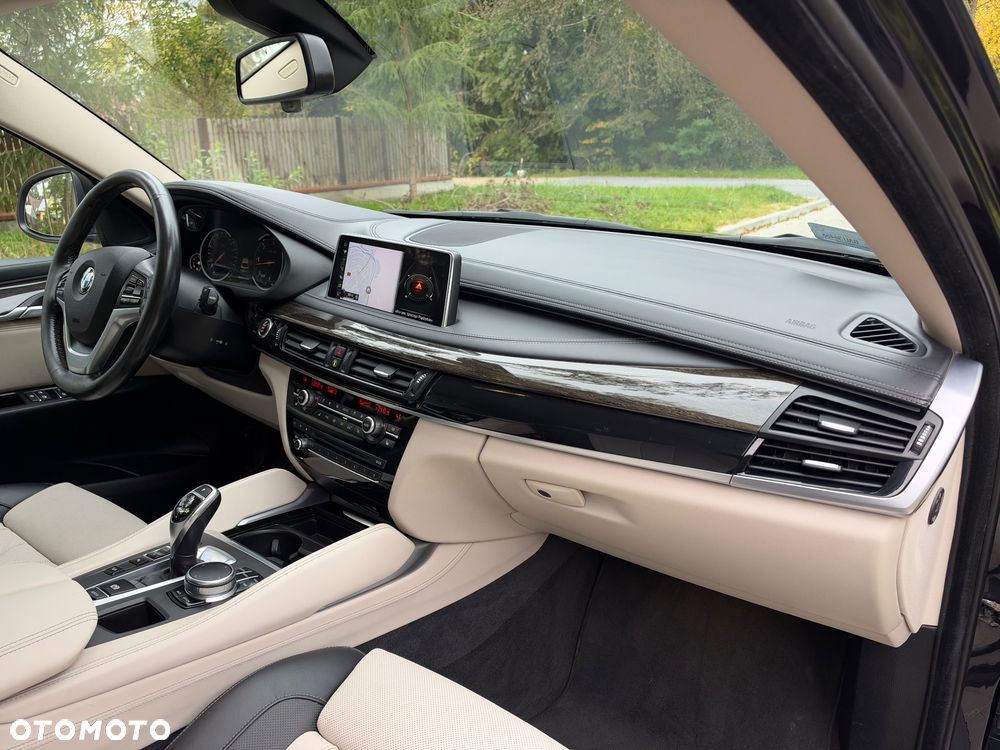 BMW X6 xDrive40d - 12