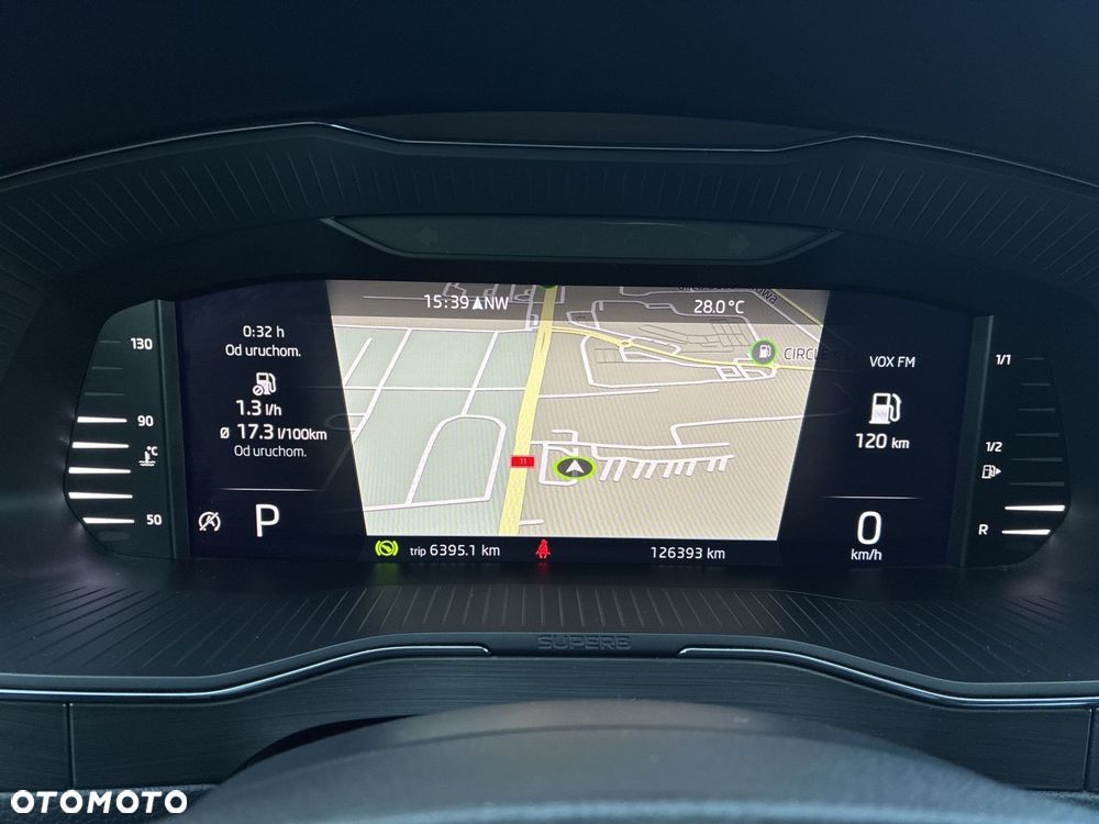 Skoda Superb 2.0 TSI Style DSG - 24