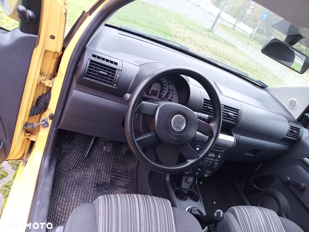 Volkswagen Fox - 5