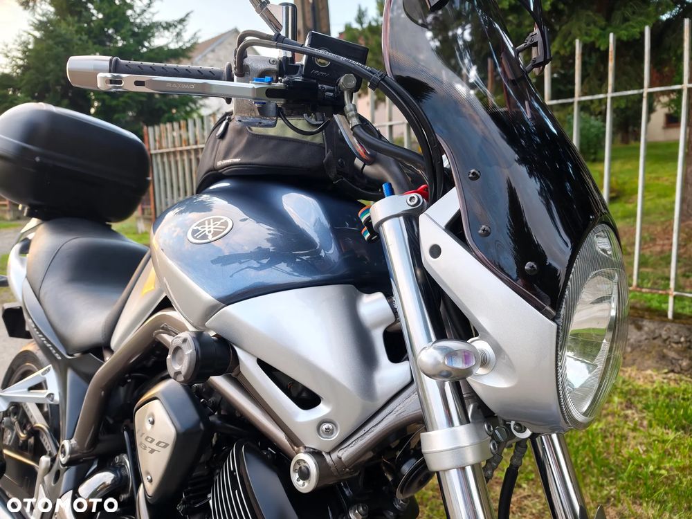Yamaha BT - 12