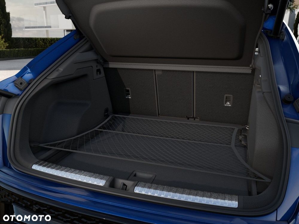 Audi Q3 Sportback - 9