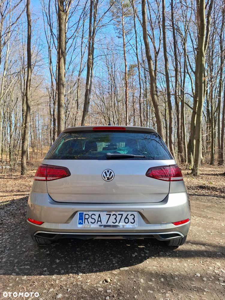 Volkswagen Golf 1.6 TDI SCR DSG Comfortline - 6