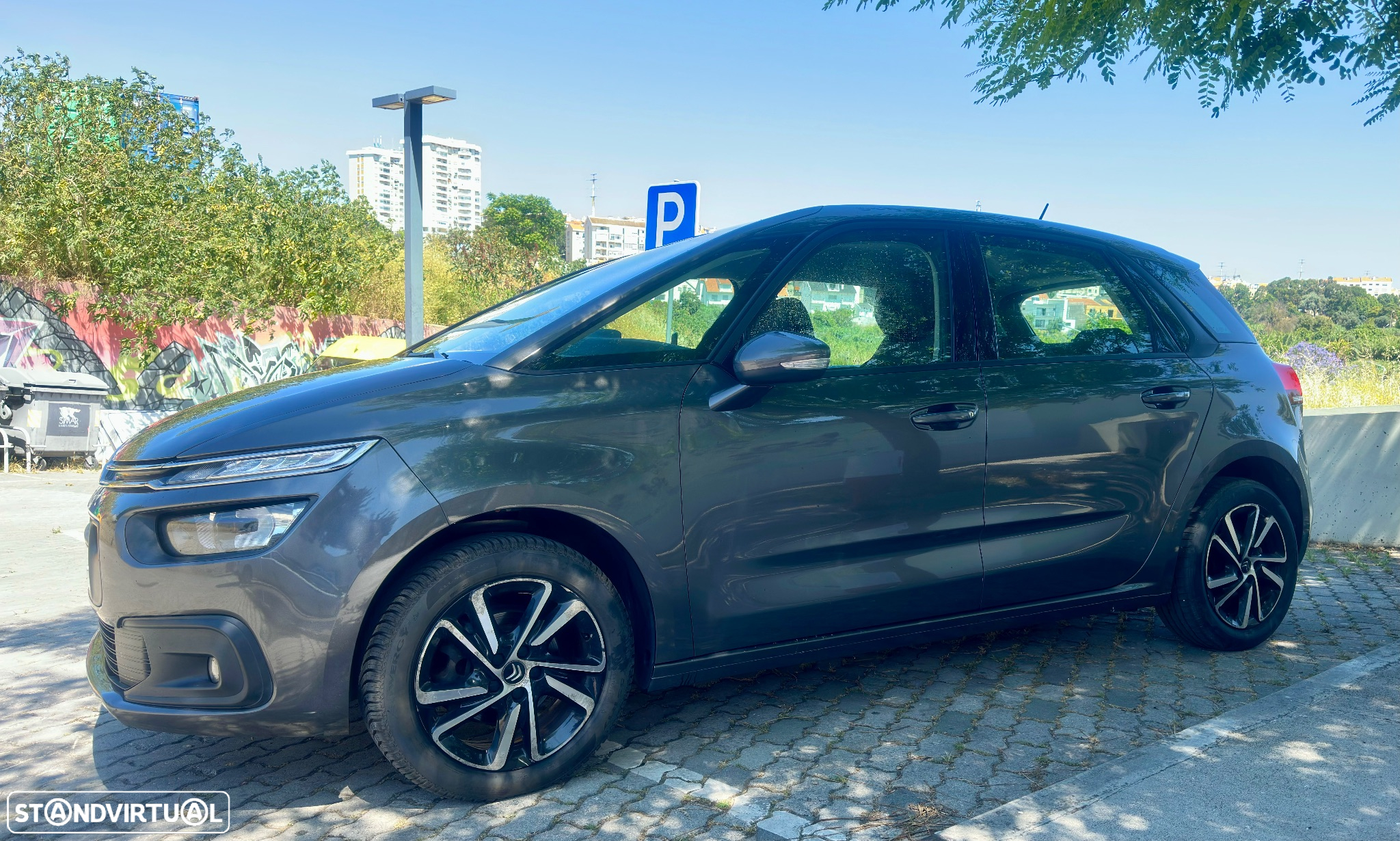 Citroën C4 Spacetourer 1.5 BlueHDi Shine EAT8 - 2