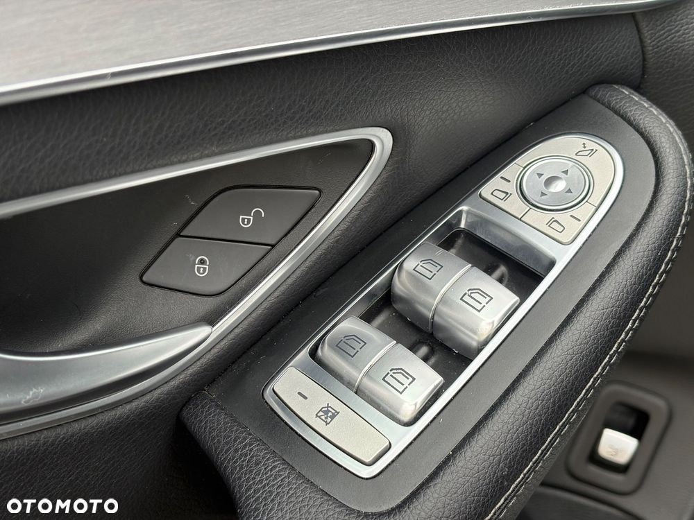 Mercedes-Benz Klasa C 220 d 9G-TRONIC AMG Line - 22