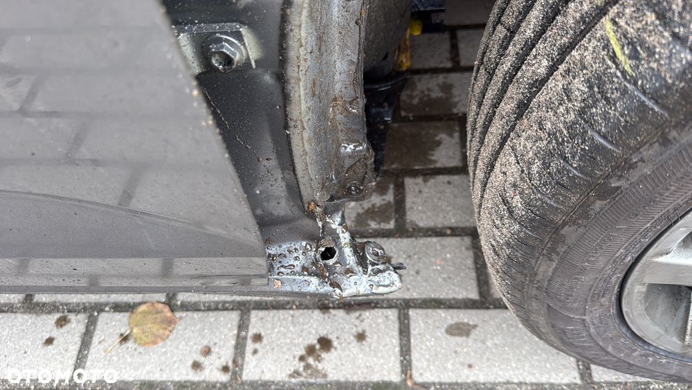 Volkswagen Touran 2.0 TDI BMT Highline DSG - 17