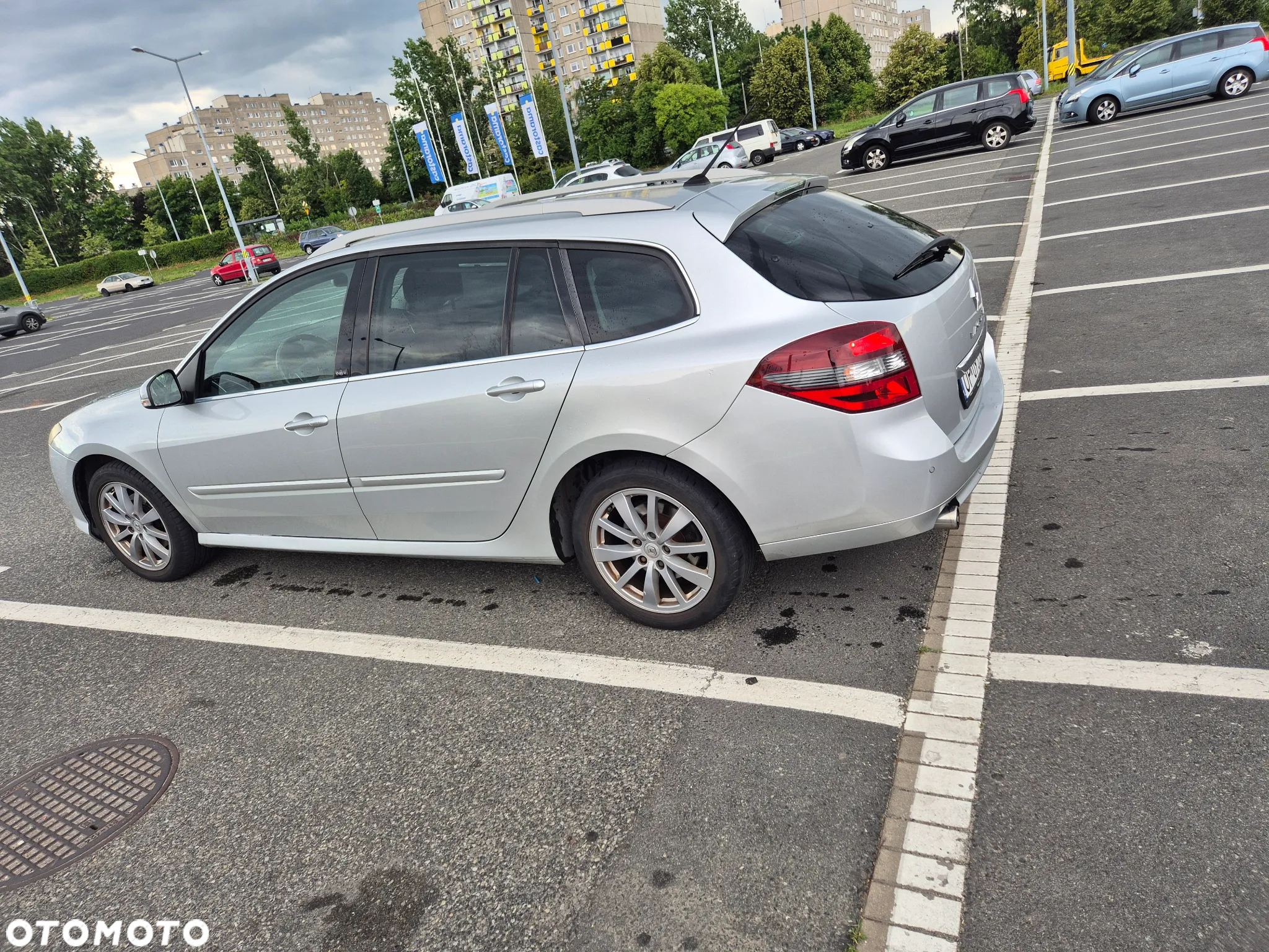 Renault Laguna 2.0 dCi Initiale - 7
