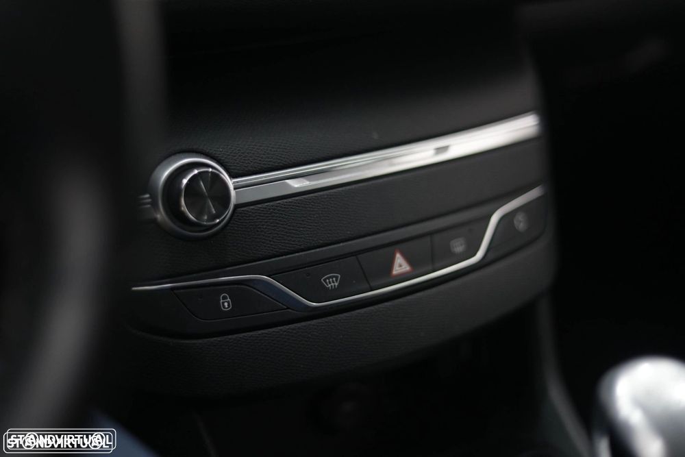 Peugeot 308 1.5 BlueHDi Business Line - 12