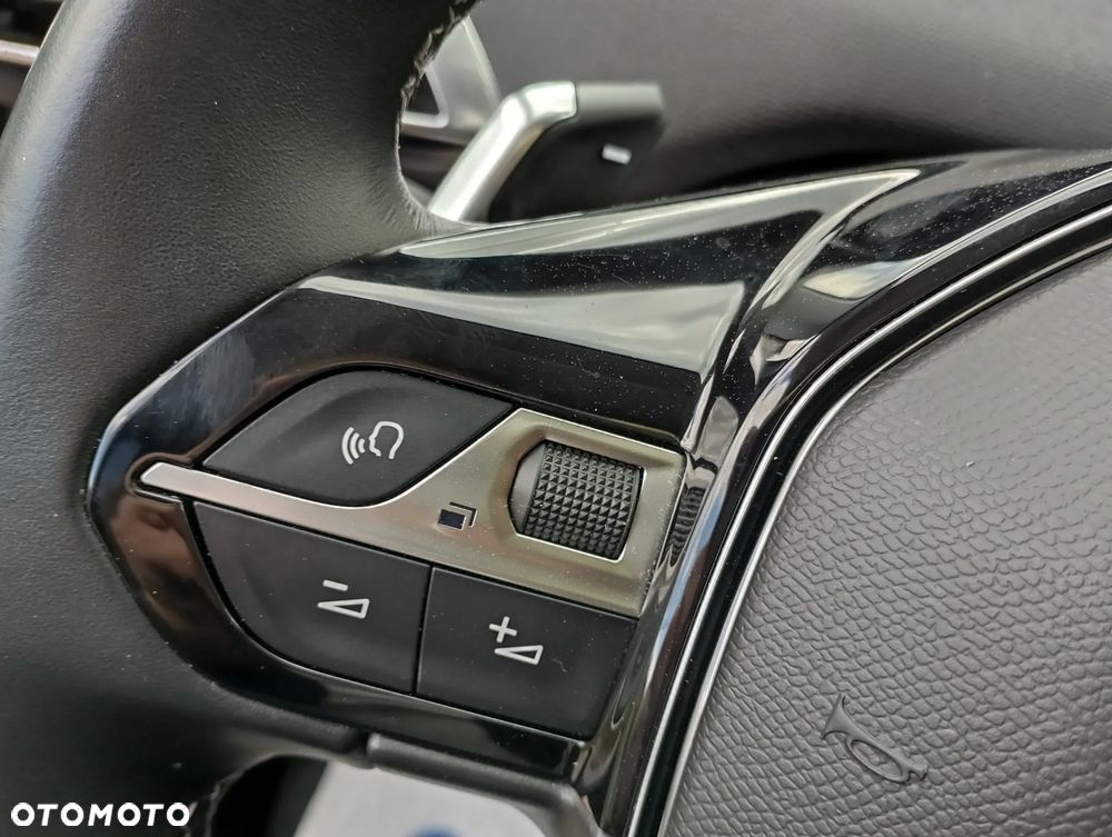 Peugeot 3008 1.6 PureTech Hybrid PHEV Active Pack S&S EAT8 - 29