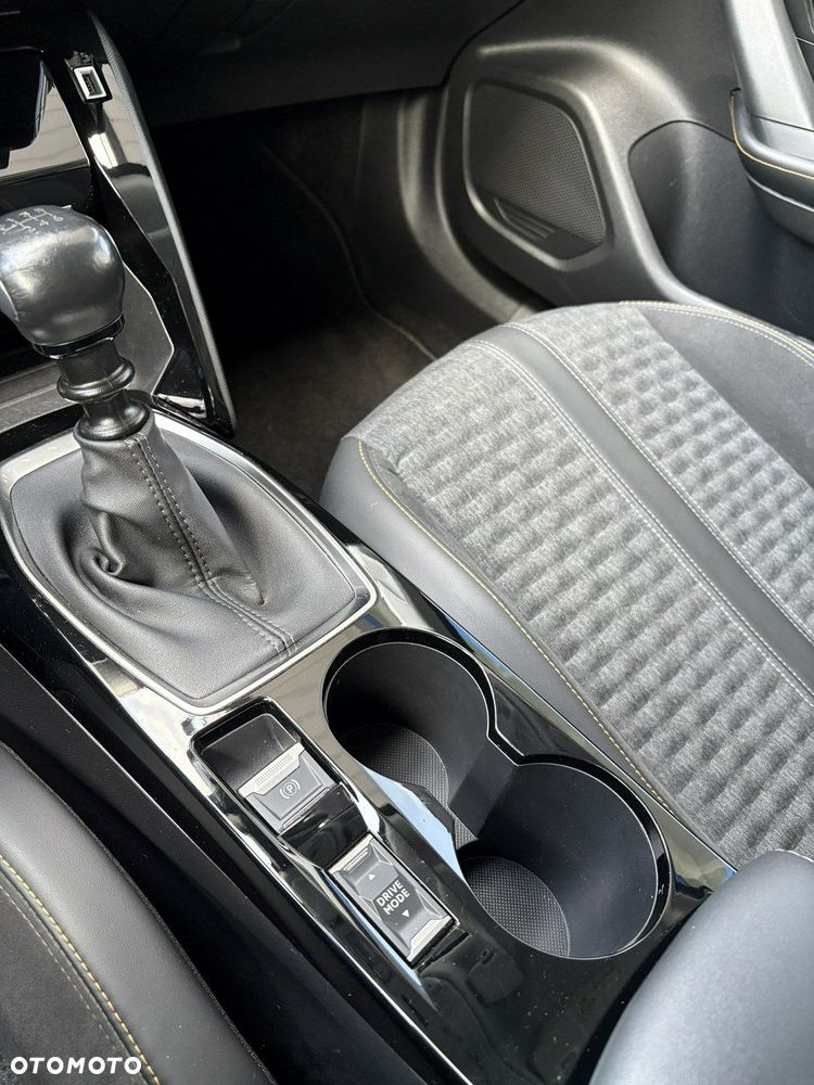 Peugeot 2008 BlueHDi 110 Allure - 18