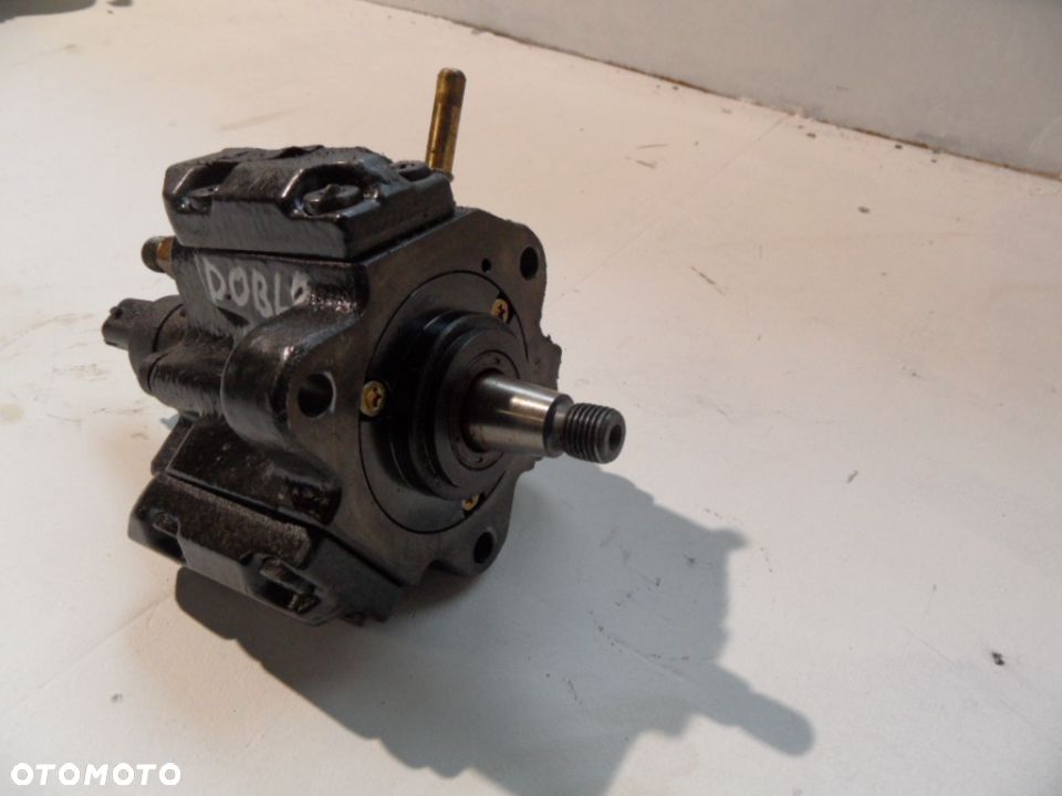 POMPA WTRYSKOWA DOBLO ALFA 1.9 JTD 0445010071 - 2